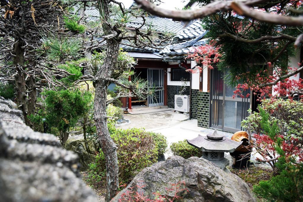 Guesthouse En Omihachiman Buitenkant foto